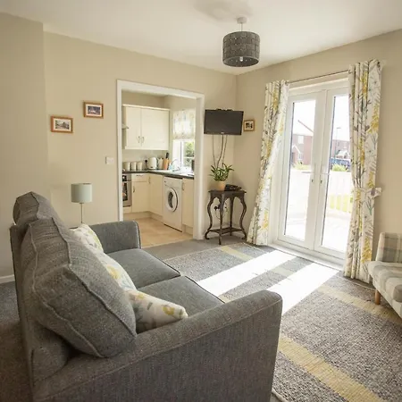 Pant-Y-Celyn Studio Apartment Aberaeron Exterior photo